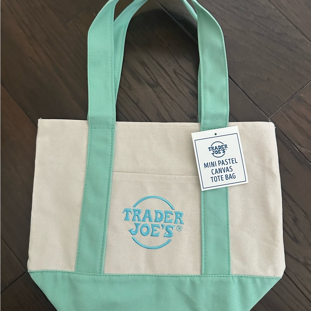 RARE TRADER JOES LIMITED EDITION Pastel Tote Bag